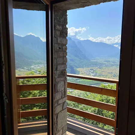 Dell'est شاليه